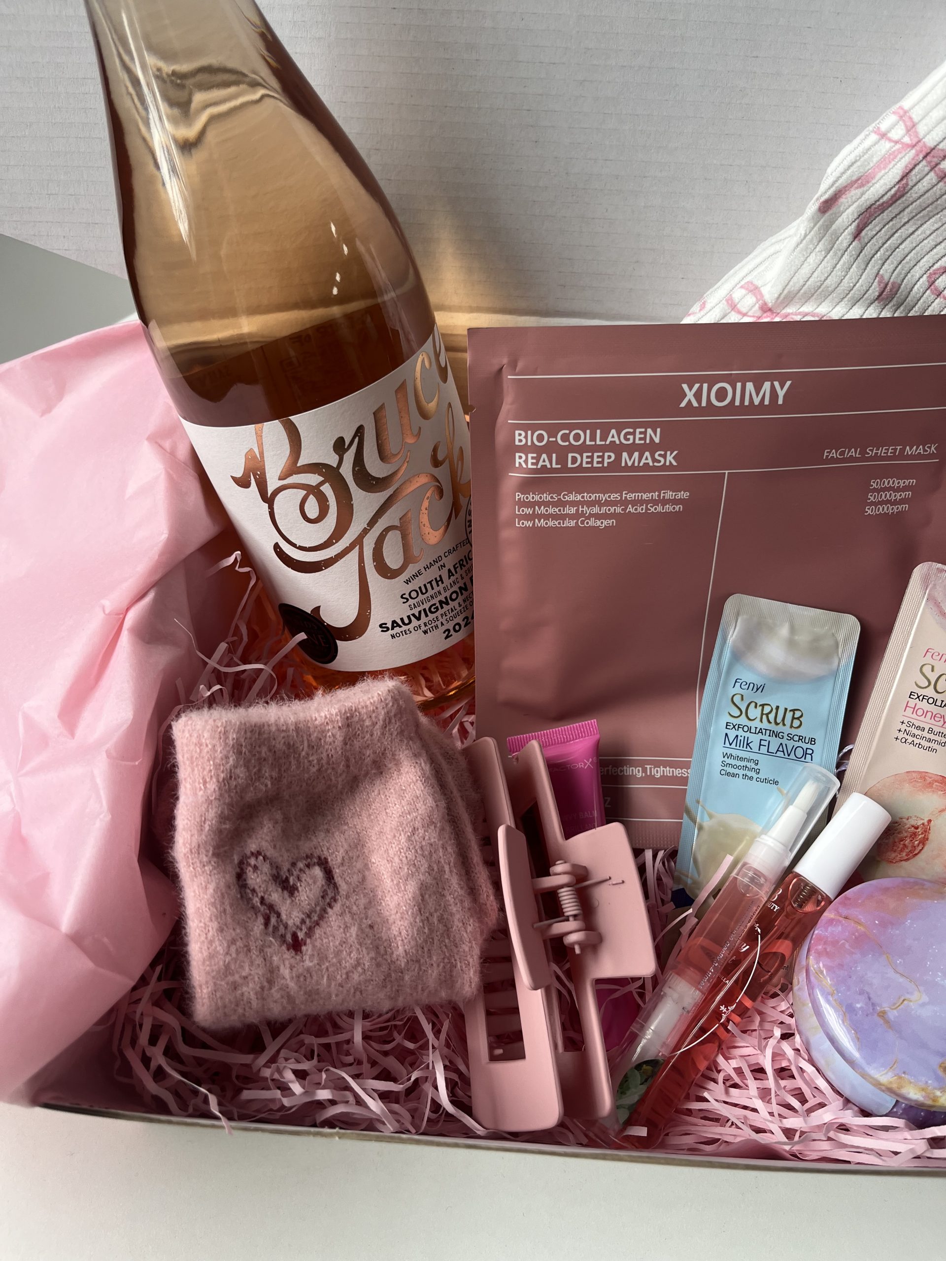 The Ultimate Pamper Box (With Wine) - Image 4